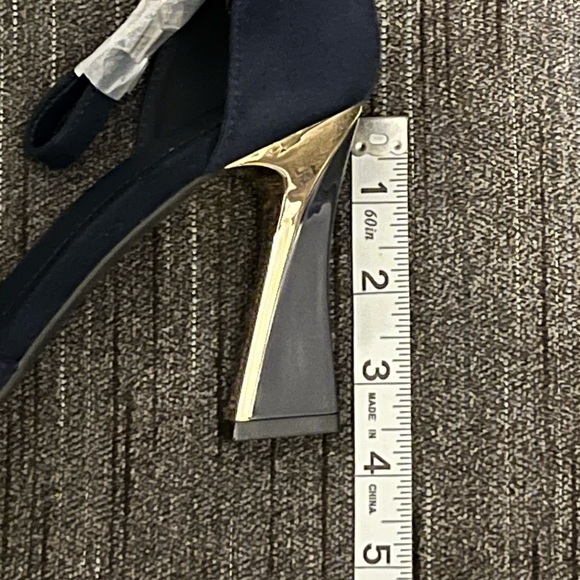 Womens Blue Pointed Toe Faux Suede Leather Ankle Strap Pumps Heels Size: 9 - Picture 8 of 8